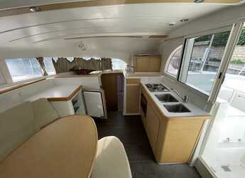 Rent a catamaran in Porto Capo d'Orlando Marina - Lagoon 380 S2