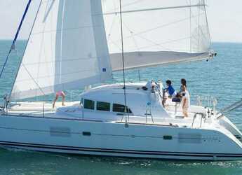 Rent a catamaran in Porto Capo d'Orlando Marina - Lagoon 380 S2