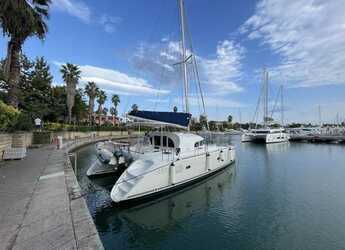 Rent a catamaran in Porto Capo d'Orlando Marina - Lagoon 380 S2