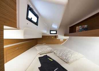 Alquilar velero en Punat - Elan E4