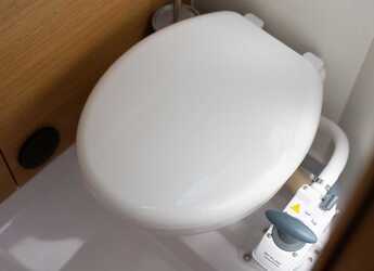 Alquilar velero en Punat - Elan E4