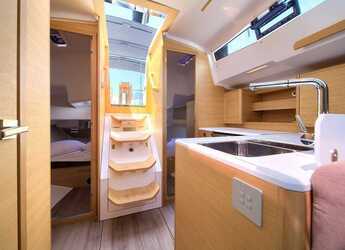 Alquilar velero en Punat - Elan E4