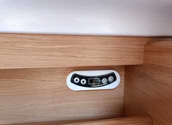 Alquilar velero en Punat - Elan E4