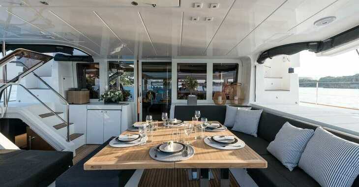 Rent a catamaran in Lavrion Marina - Lagoon 52 - 6 cabin verison