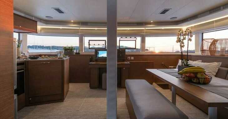 Chartern Sie katamaran in Lavrion Marina - Lagoon 52 - 6 cabin verison