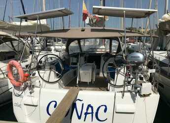 Rent a sailboat in Puerto Deportivo Radazul - Sun Odyssey 519