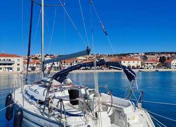 Chartern Sie segelboot in Vinišće - Bavaria 38