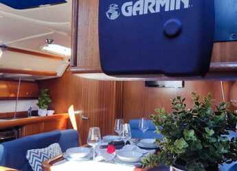 Chartern Sie segelboot in Vinišće - Bavaria 38