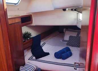 Chartern Sie segelboot in Vinišće - Bavaria 38