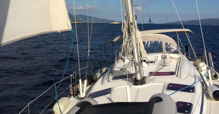 Rent a sailboat in Salamis Yachting Club - Bavaria 50 Cruiser
