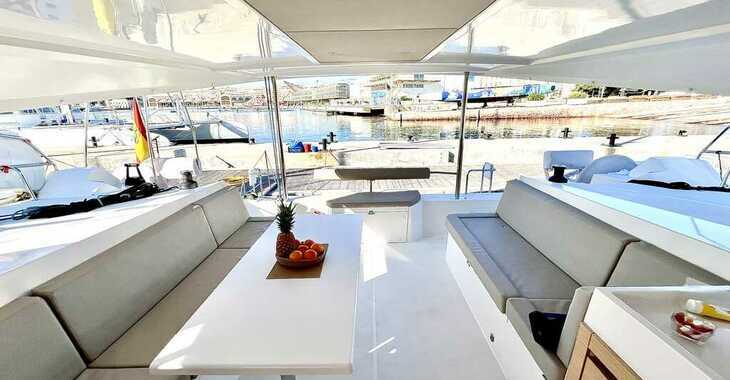 Rent a catamaran in La savina - Nautitech 40 Open