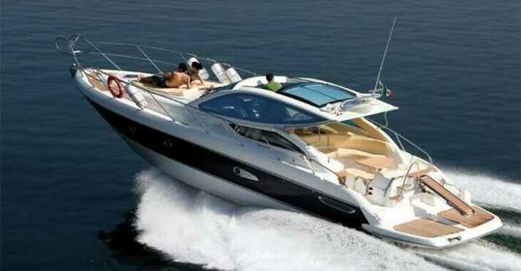 Rent a motorboat in Marina Cala D' Or - Cranchi Mediterranee 43