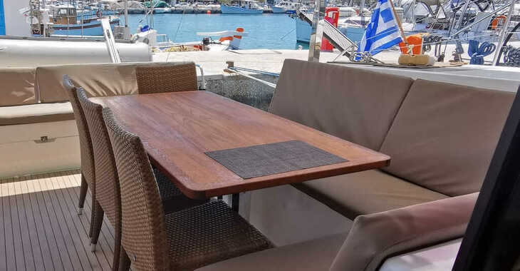 Rent a catamaran in Paros Marina - Lucia 40