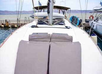 Rent a sailboat in Lefkas Marina - Dufour 460