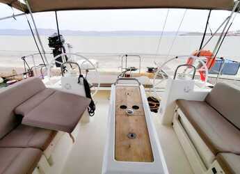 Rent a sailboat in Lefkas Marina - Dufour 460