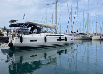 Rent a sailboat in Lefkas Marina - Oceanis 40.1 AMPELI 