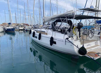 Rent a sailboat in Lefkas Marina - Oceanis 40.1 AMPELI 