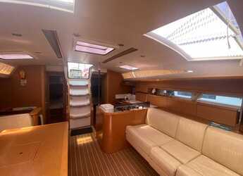 Rent a sailboat in Lefkas Marina - Jeanneau 53