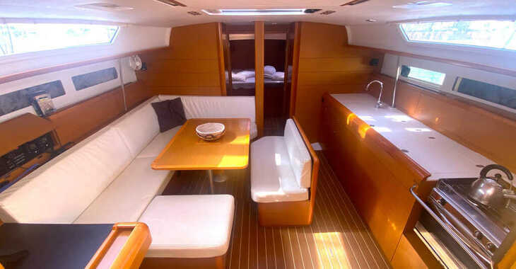 Alquilar velero en Puerto de Lefkas - Sun Odyssey 479 Full refit 2024 ( new Bimini - Spray hood - new exterior cushions - new outboard )