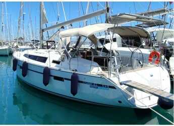 Rent a sailboat in Volos - Bavaria 41 Cruiser