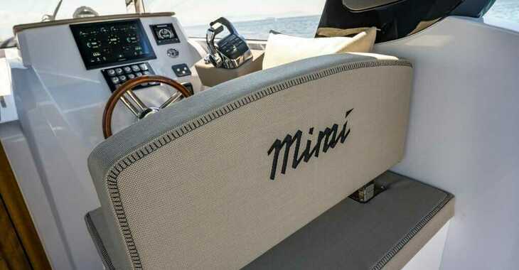 Rent a motorboat in Marina Novi - Libeccio 11 Cabin