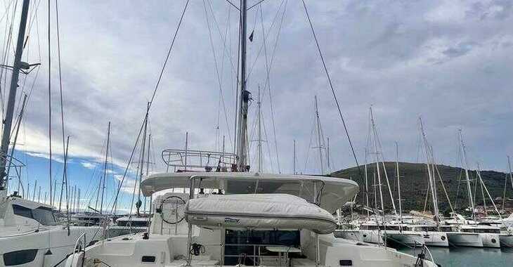 Rent a catamaran in Marina Baotić - Lagoon 42