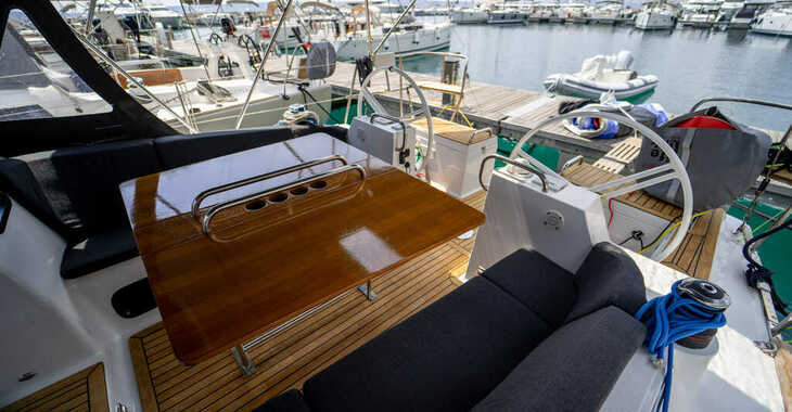 Rent a sailboat in Marina Polesana - Elan Impression 40.1