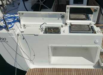 Rent a sailboat in Porto Capo d'Orlando Marina - Dufour 390 