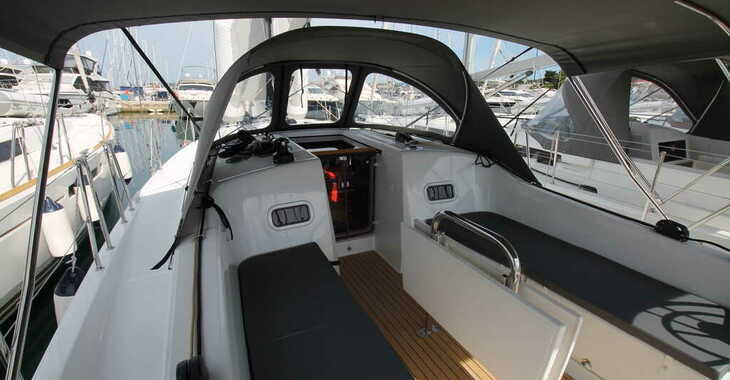 Chartern Sie segelboot in Marina Kornati - Sun Odyssey 380