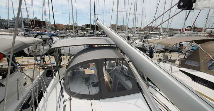 Rent a sailboat in Kornati Marina - Sun Odyssey 380