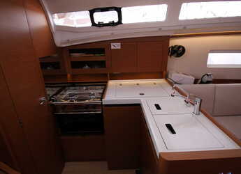 Alquilar velero en Marina Kornati - Sun Odyssey 380 - 3 cab.