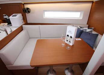 Alquilar velero en Marina Kornati - Sun Odyssey 380 - 3 cab.