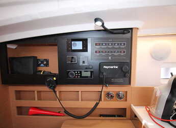 Alquilar velero en Marina Kornati - Sun Odyssey 410 - 3 cab.