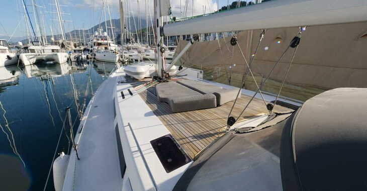 Rent a sailboat in Ece Marina - Hanse 455