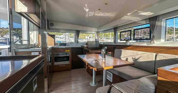 Rent a catamaran in Kremik Marina - Lagoon 40 - 4 + 2 cab