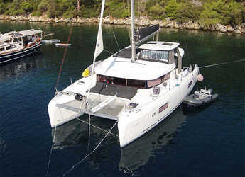 Rent a catamaran in D-marin Turgutreis - Lagoon 42 - 4 Cabin
