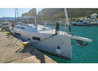 Rent a sailboat in Volos - Jeanneau Sun Odyssey 410