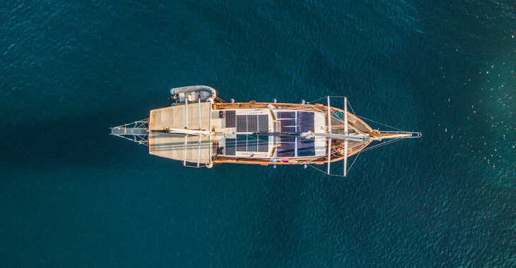 Rent a schooner in Porto Capo d'Orlando Marina - Custom built gulet