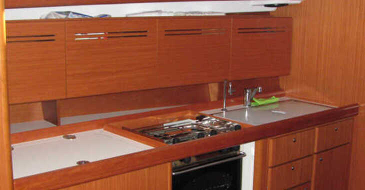 Chartern Sie segelboot in Poseidon Marina - Cyclades 393