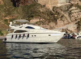 Chartern Sie yacht in Porto Capo d'Orlando Marina - Aicon 56 Fly