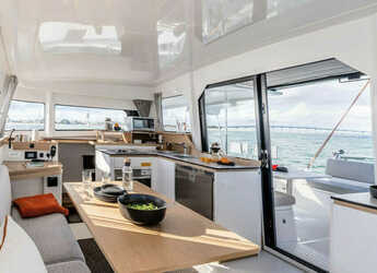 Rent a catamaran in La Maddalena (Cala Gavetta) - Excess 11