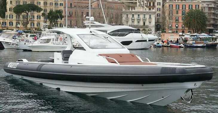 Louer bateau à moteur à Porto Cervo - Pirelli 42