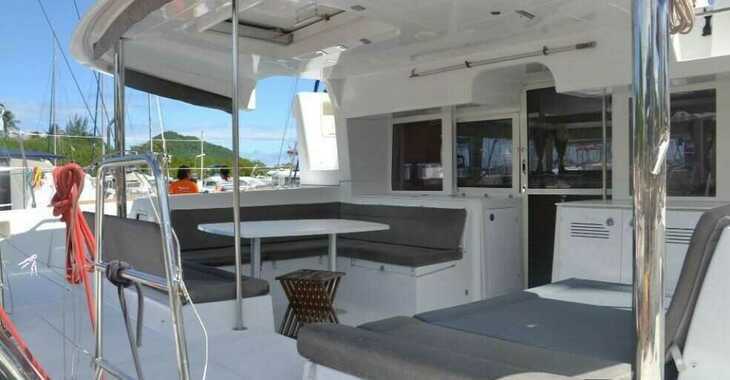 Rent a catamaran in Port Louis Marina - Lagoon 450 - 4 + 2 cab.