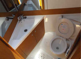 Chartern Sie segelboot in Kalkara Marina - Jeanneau 53