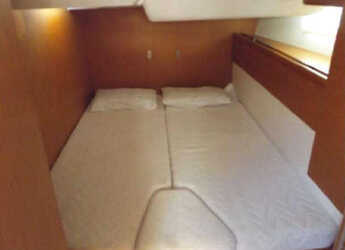 Chartern Sie segelboot in Kalkara Marina - Jeanneau 53