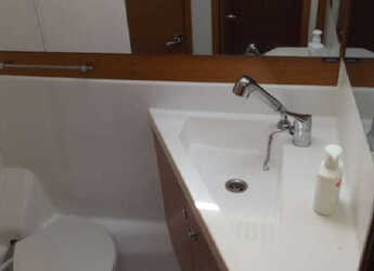 Chartern Sie segelboot in Kalkara Marina - Jeanneau 53