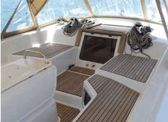 Chartern Sie segelboot in Kalkara Marina - Jeanneau 53