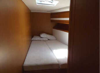 Chartern Sie segelboot in Kalkara Marina - Jeanneau 53