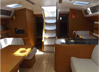 Chartern Sie segelboot in Kalkara Marina - Jeanneau 53