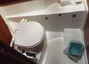 Chartern Sie segelboot in Kalkara Marina - Dufour 450 GL